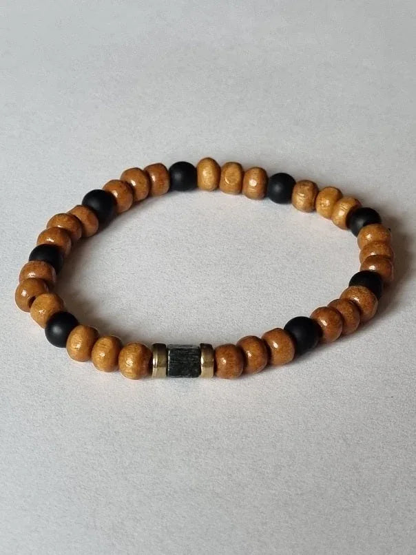 Armbånd treperler - flere varianter - Sort matt agat med firkantet treperle, 17 cm - Armbånd