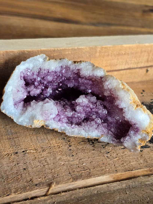 Kvartsgeode 184 gram - Farget - Fra Marokko