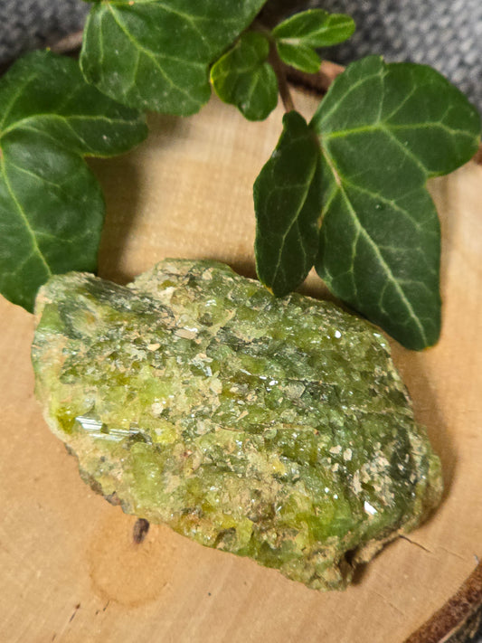 Vesuvian (Idokras) - 35 gram