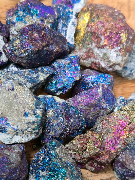 Påfuglstein 2-4 cm - Chalcopyritt