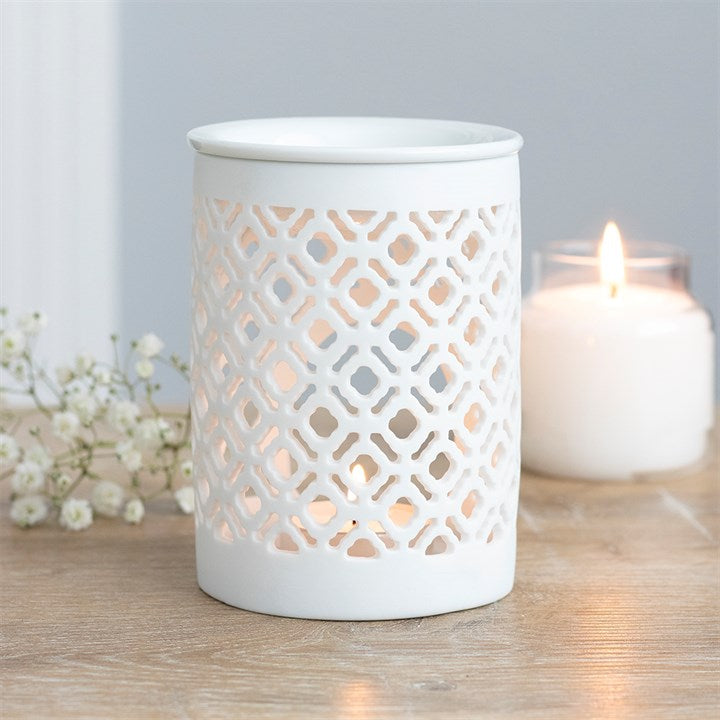 White lattice Aromalampe