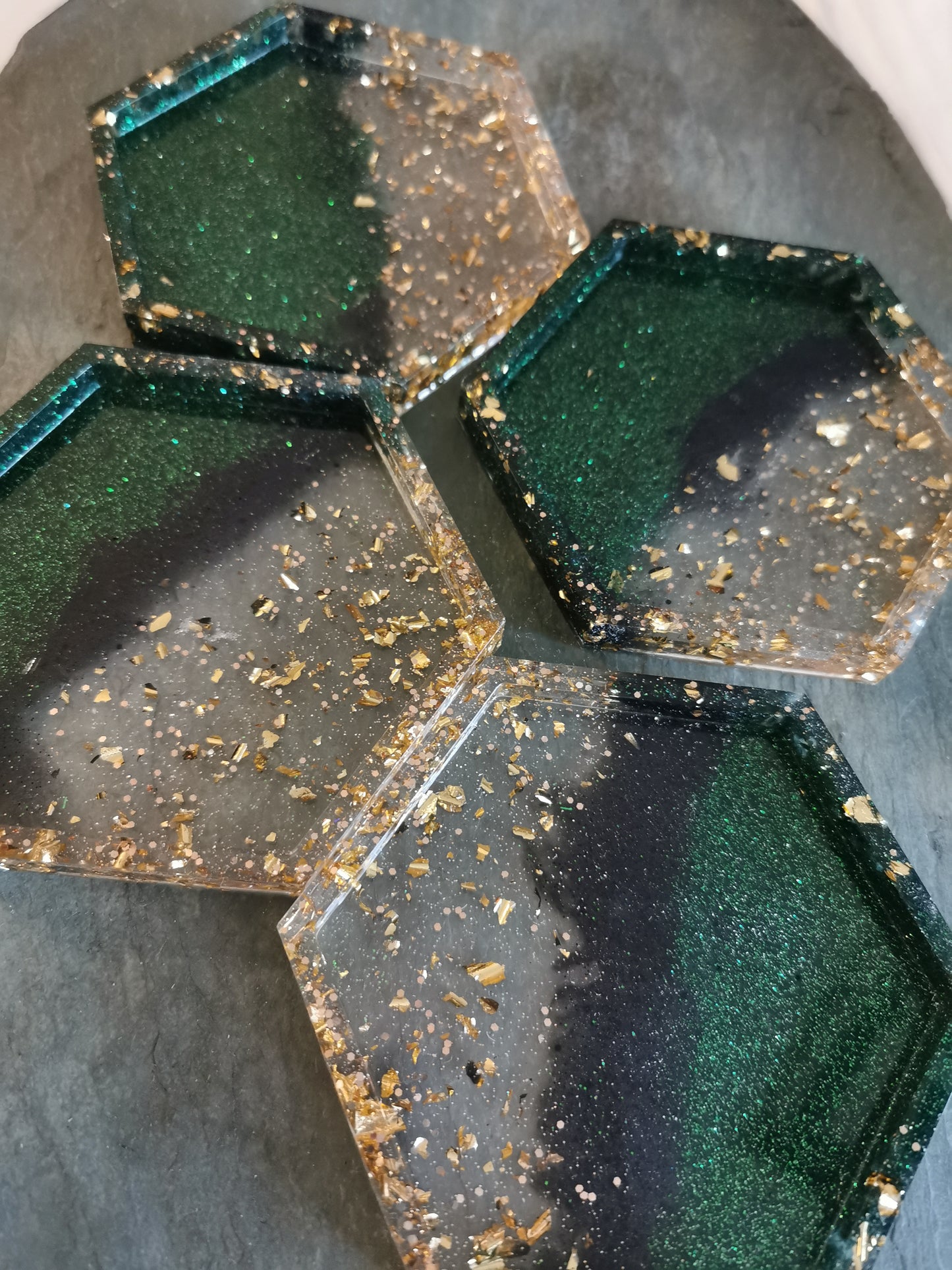 Hexagon Glassbrikke/Coaster med kant - Håndstøpt