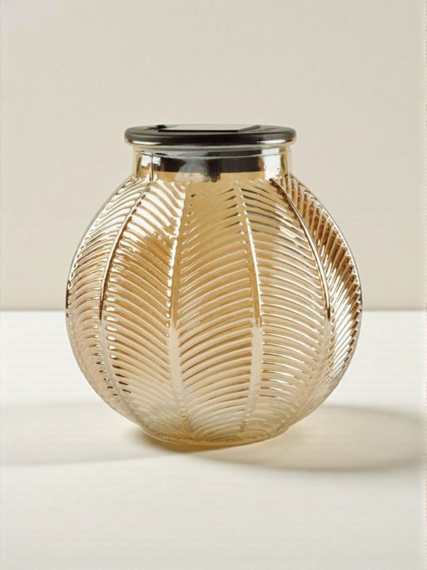 Nordic Energy Solarlykt - LED utelampe i amberfarget glassvare