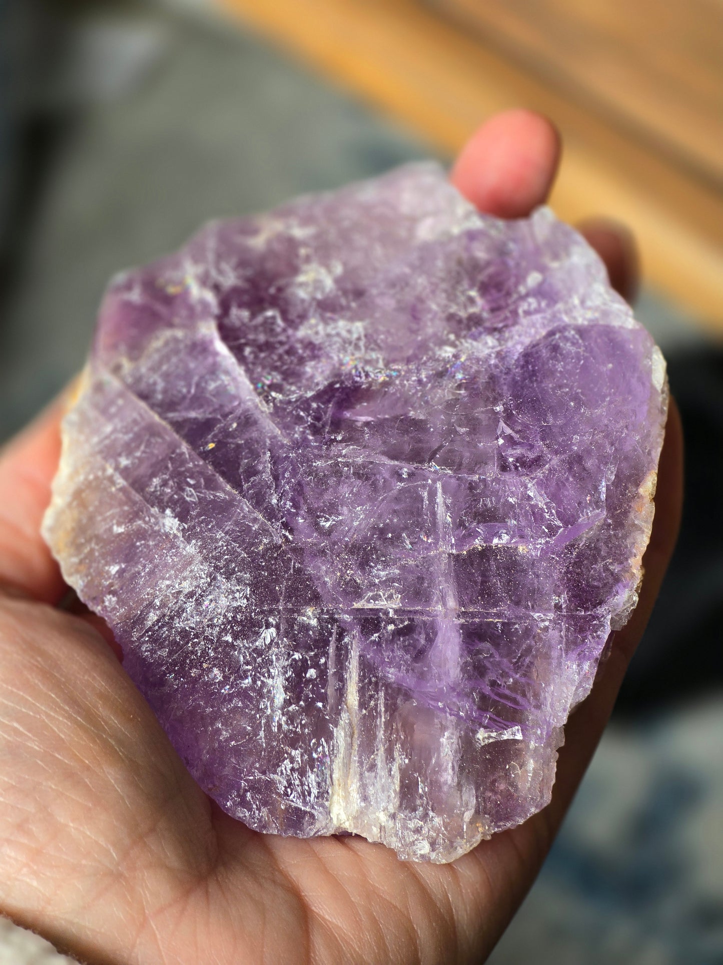 Stor og massiv Ametyst (370g)
